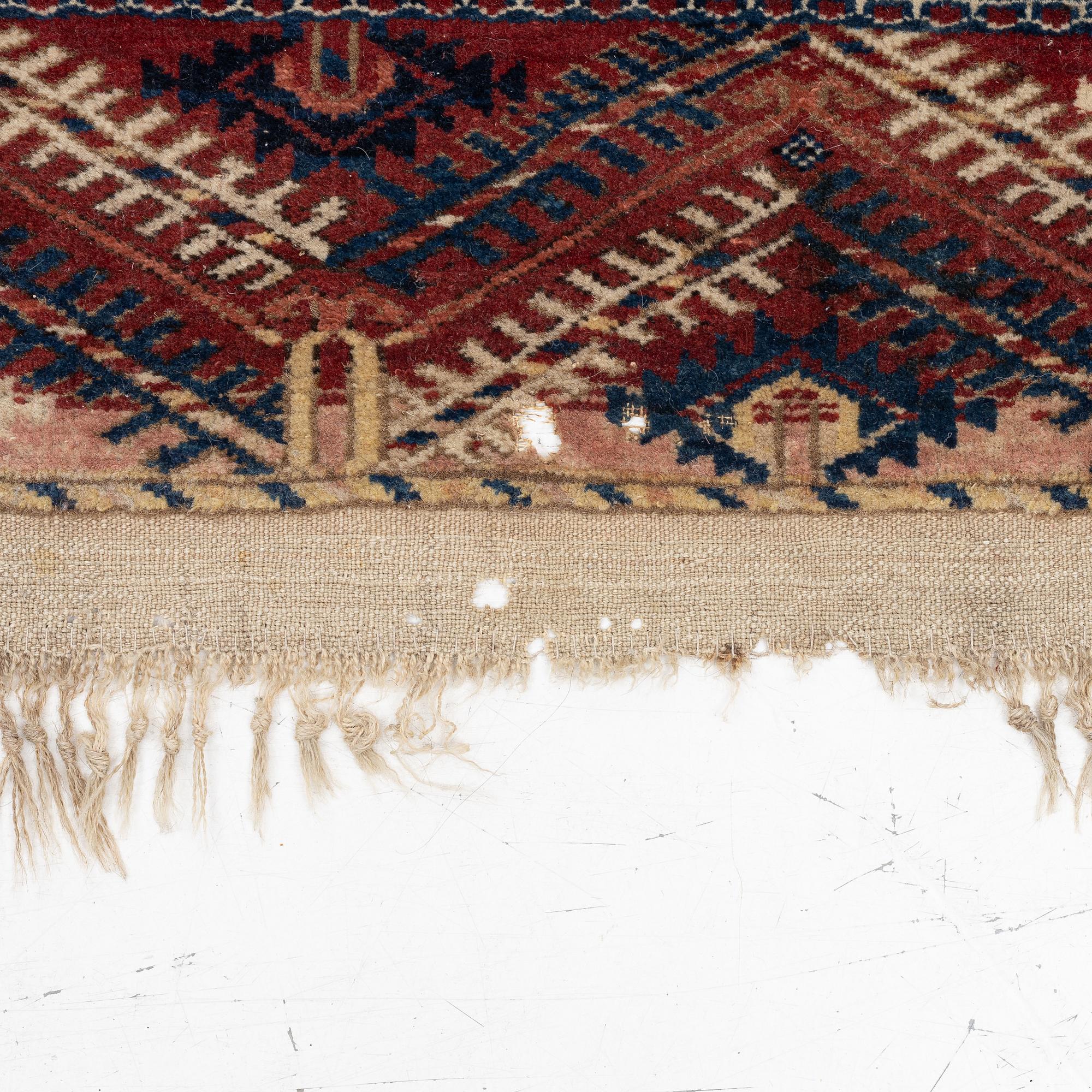 Carpet, Tekke, antique, approx. 285 x 220 cm.