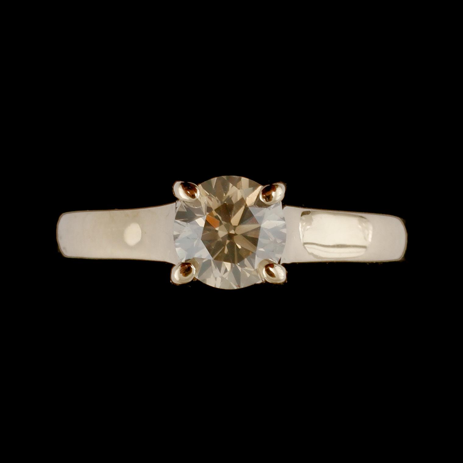 RING, 14k med briljantslipad diamant, ca 0.90 ct, 2000-tal. Vikt 4 g.