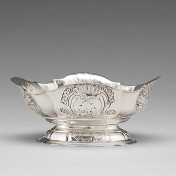 127. A Finnish silver bowl, unidentified makers mark most certanly Wiborg 1762,