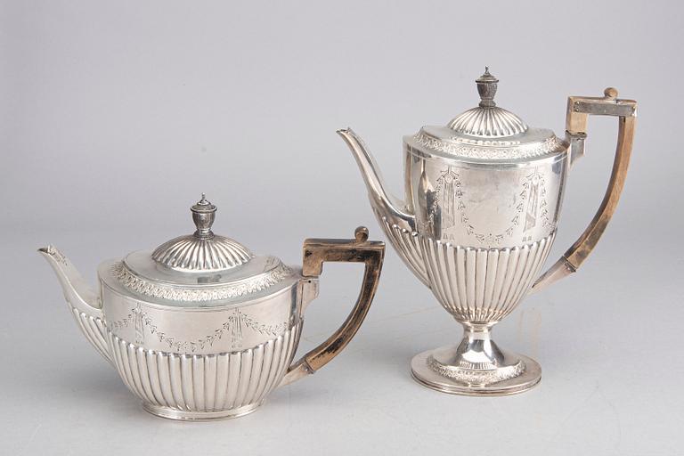 2 SILVER POTS, LONDON 1885.