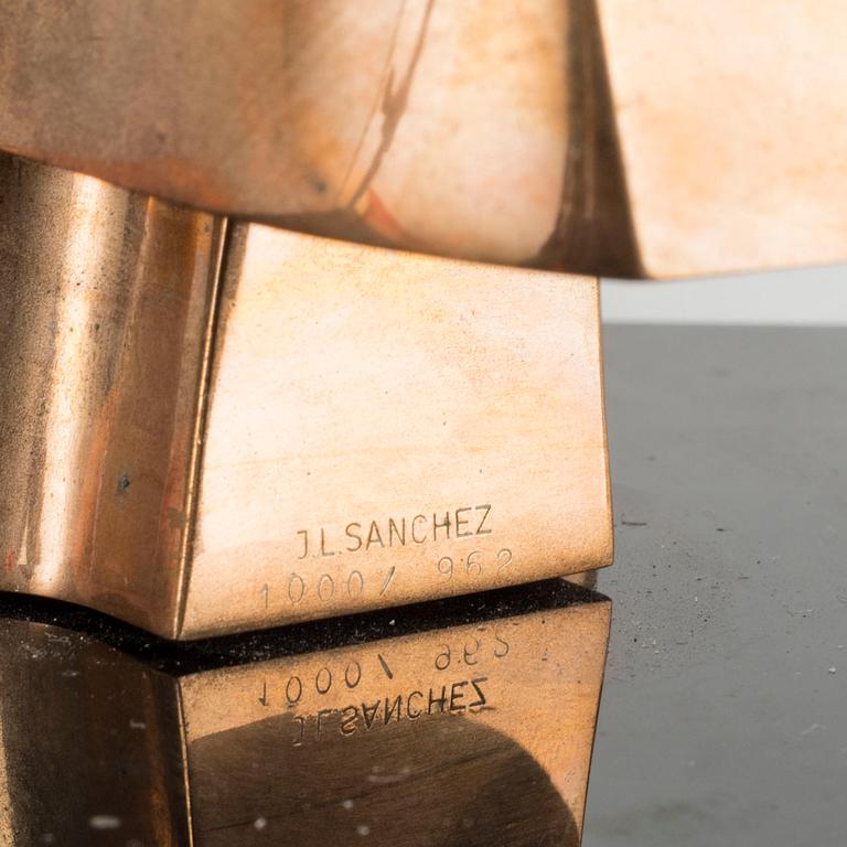 JOSÉ LUIS SANCHEZ, bronze, sculpture signed and numbered 1000/962.