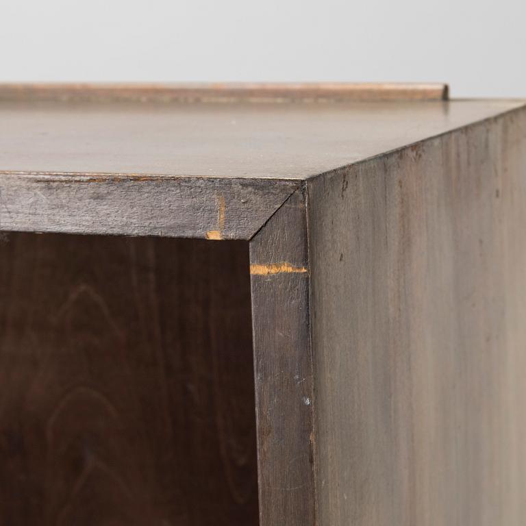 Aino Aalto, kirjahylly / kirjakaappi, 412/4 O.Y. Huonekalu- ja Rakennustyötehdas A.B. 1940-luku.