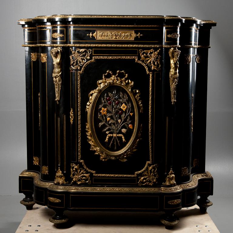 SKÅP, Louis XVI-stil, Mellaneuropa, 1800-talets senare hälft.