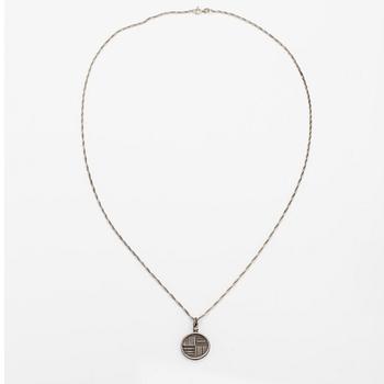 Jorma Laine, Kaulakoru, hopeaa. Kultateollisuus, Turku 1974.