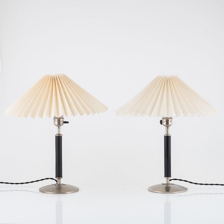 Harald Notini, a pair of table lamps, model "15124", Arvid Böhlmarks Lampfabrik, 1930s.