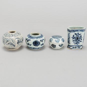 VAS, ASK med LOCK samt KRUKOR, två stycken, porslin. Sydostasien, bla. 1500/1600-tal.
