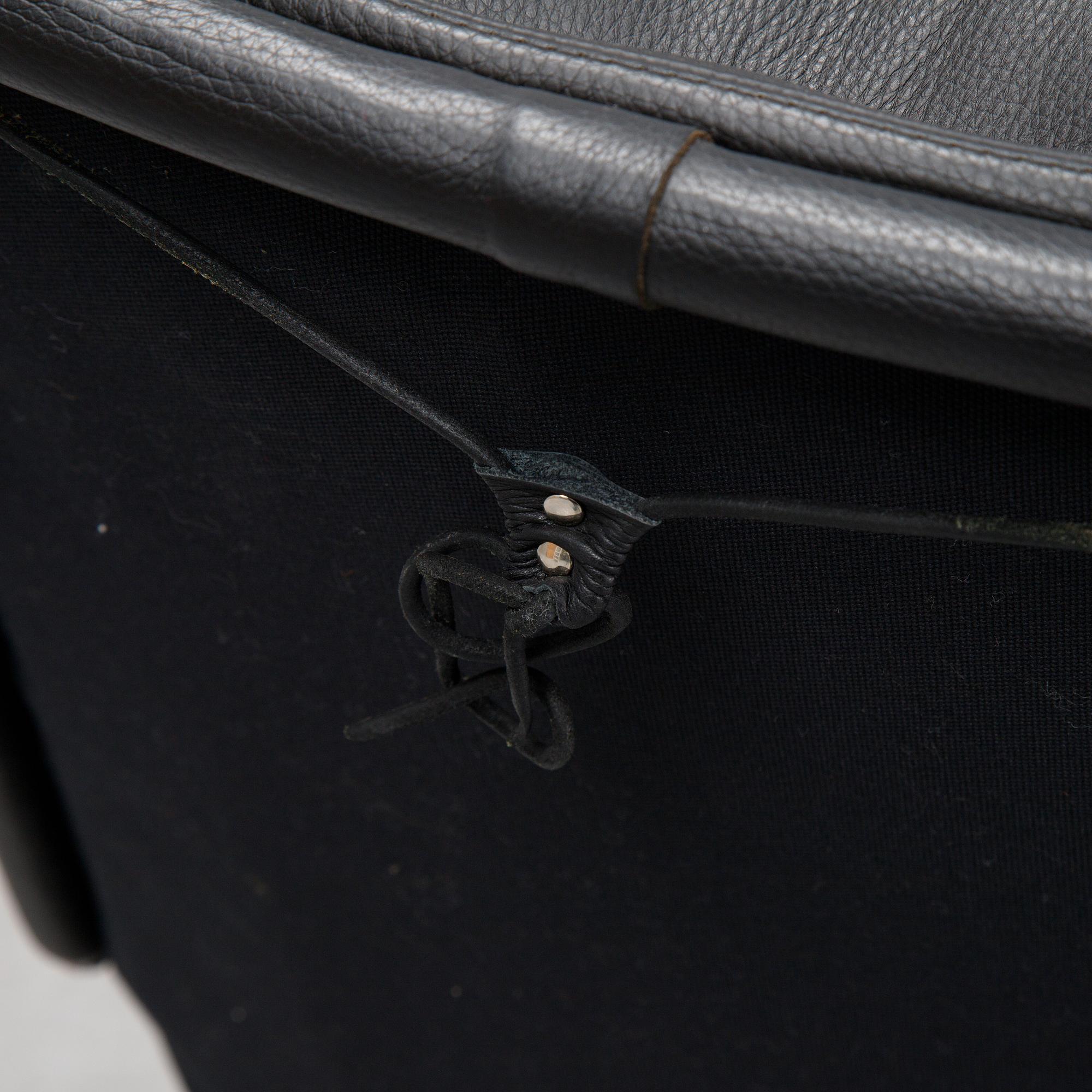 Bruno Mathsson, fåtöljer, ett par, "Jetson" för Dux 2000-tal, formgiven 1969.