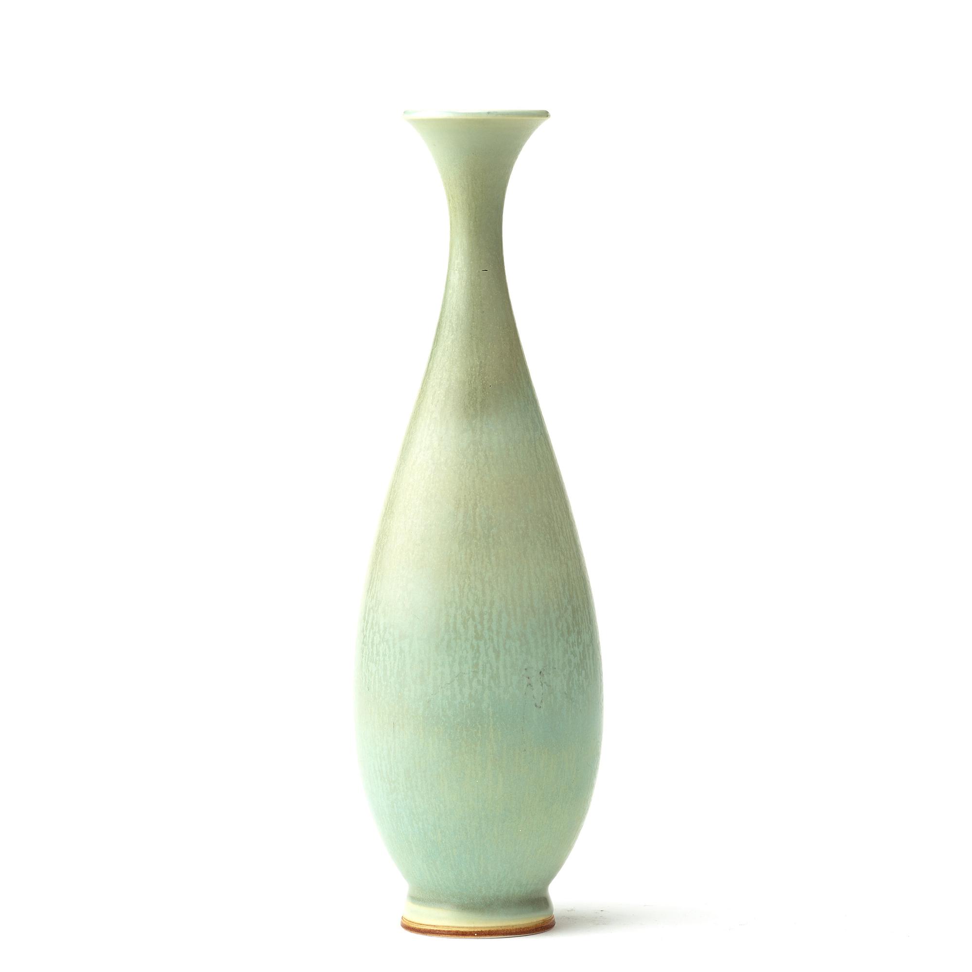 A Berndt Friberg stoneware vase, Gustavsberg studio, Sweden 1966.