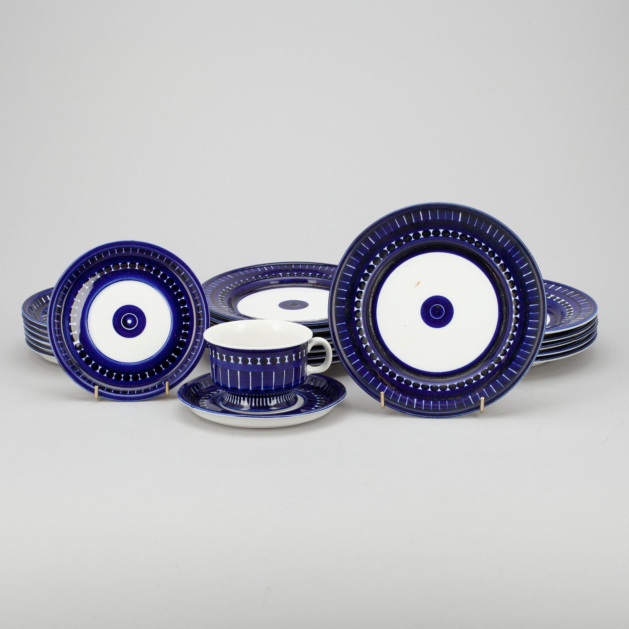 SERVISDELAR, 22 st, "Valencia" Ulla Procopé, Arabia 1960/70-tal.