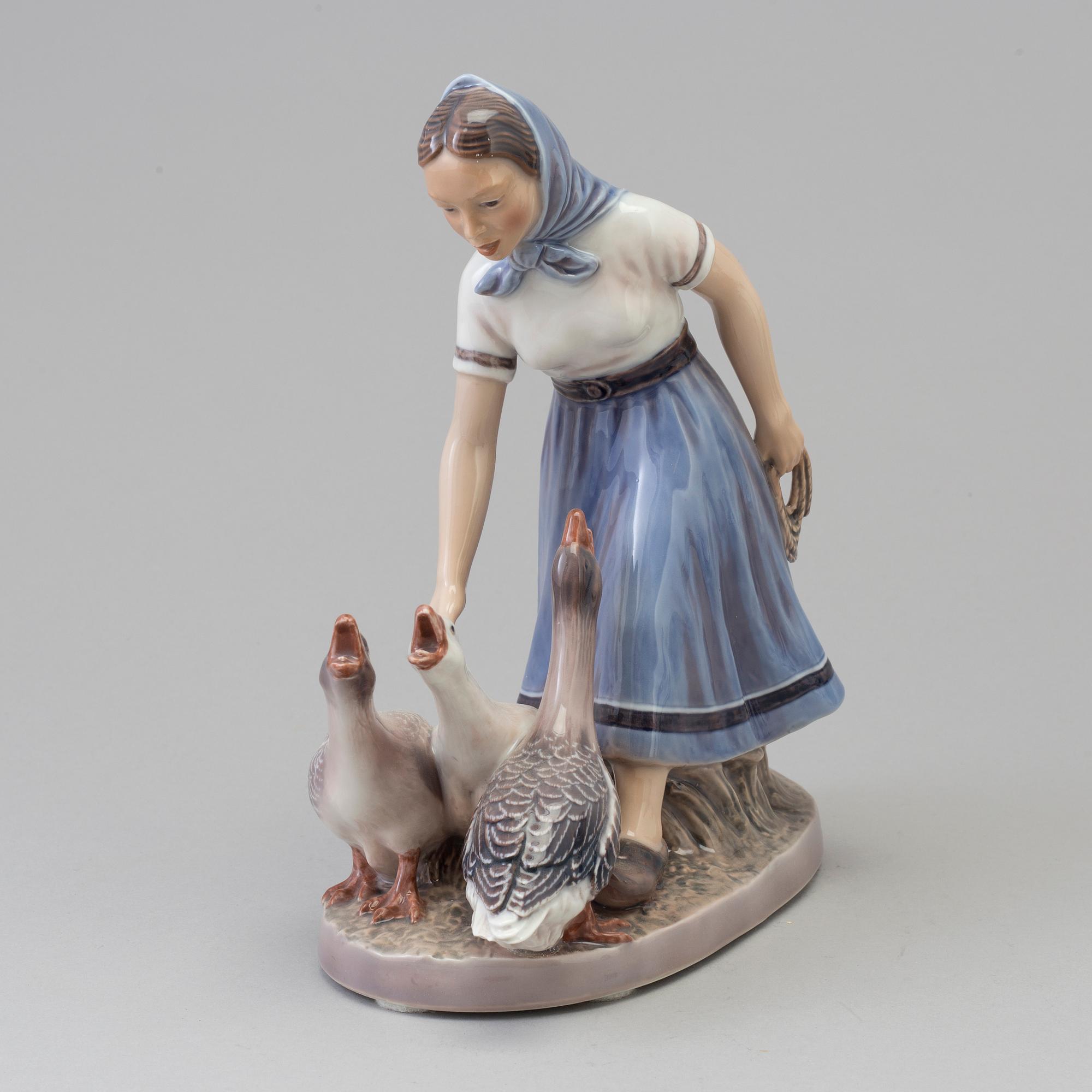 FIGURIN, porslin. "Gåsflicka", JP Dahl Jensen, Danmark, 1940-tal.