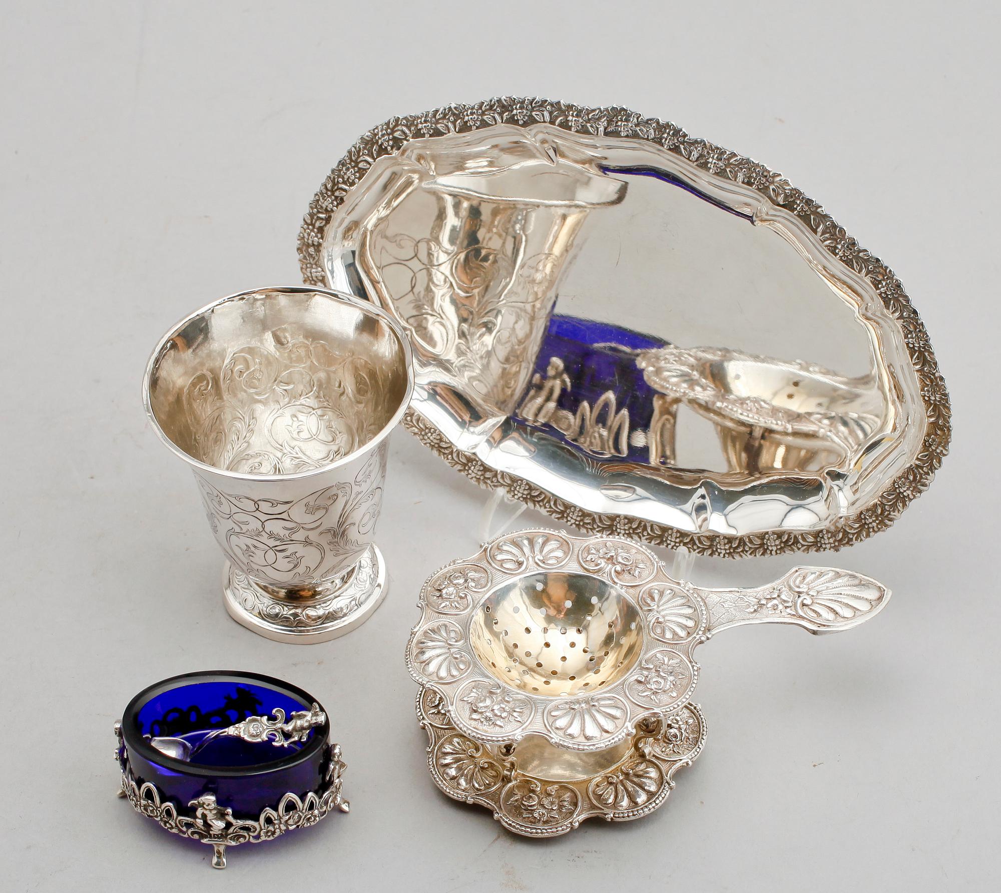 SILVERFÖREMÅL, 4 delar, 1900-tal. Vikt ca 278 g.