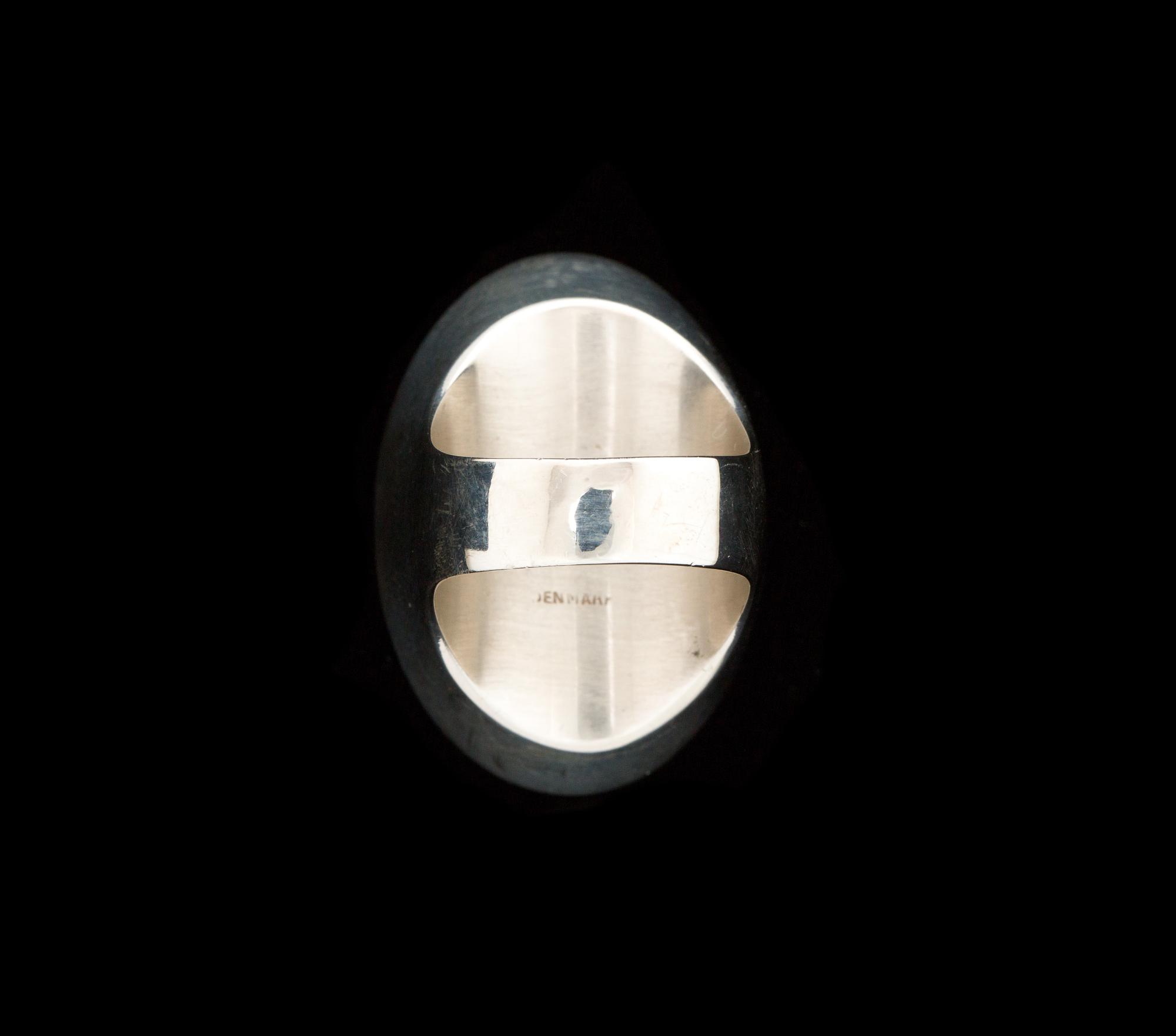 ARMLÄNK, samt RING, silver. Danmark resp. Finland.