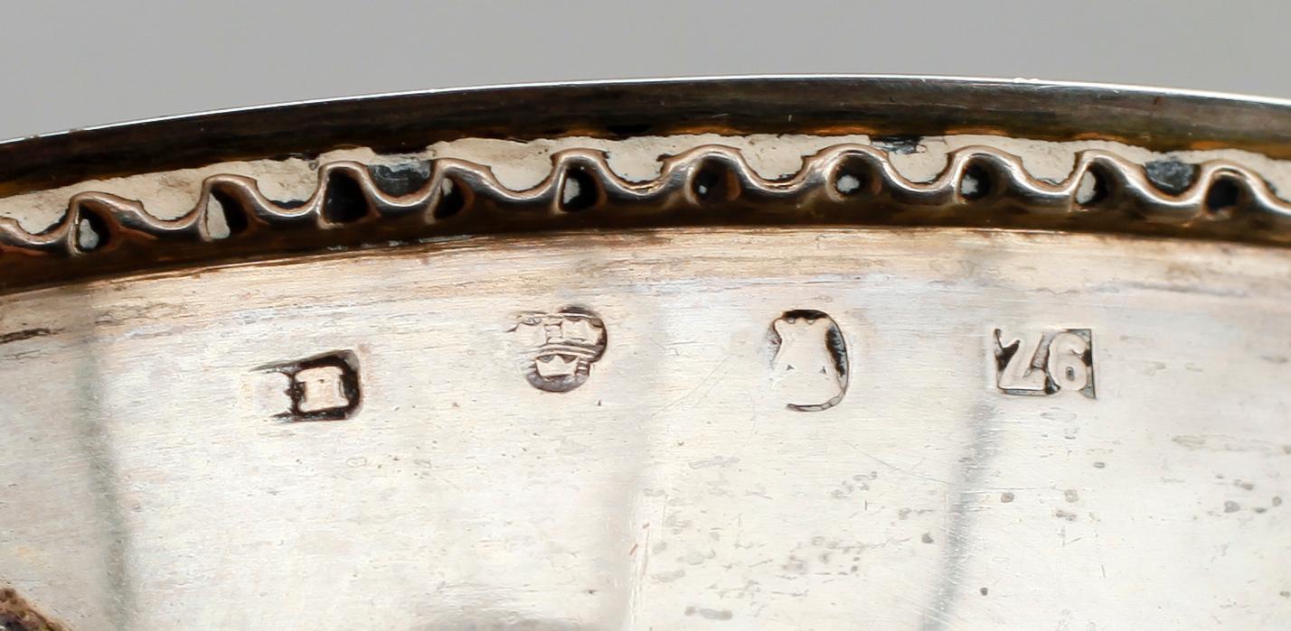 SUPKOPP, silver, Stockholm 1902. Vikt ca 36 g.