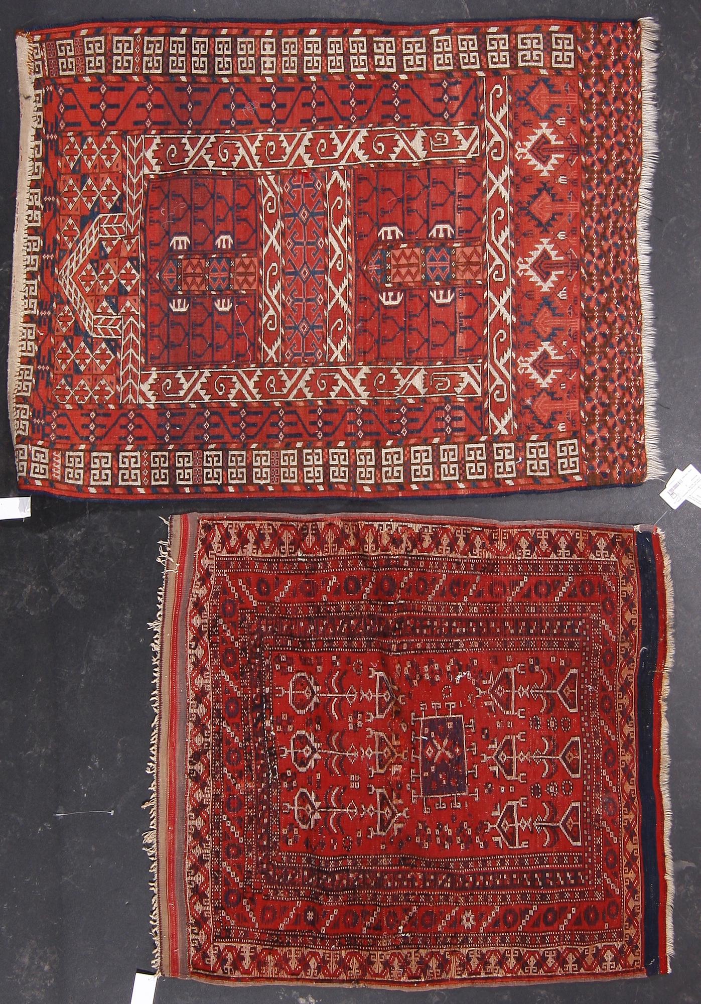 MATTOR, 2 st, orientaliska, ca 136 x 102 resp 110 x 98.