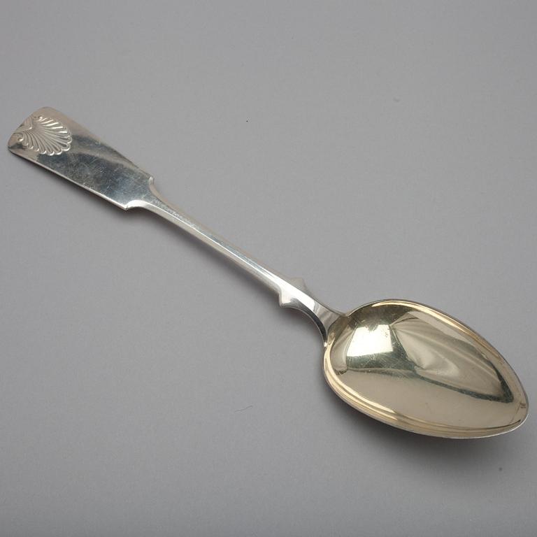 SKEDAR, 6 st, BESTICK, 3 st, nysilver, Mussla-serie, bl. a. Sorsakoski. 1900-talets senare hälft.