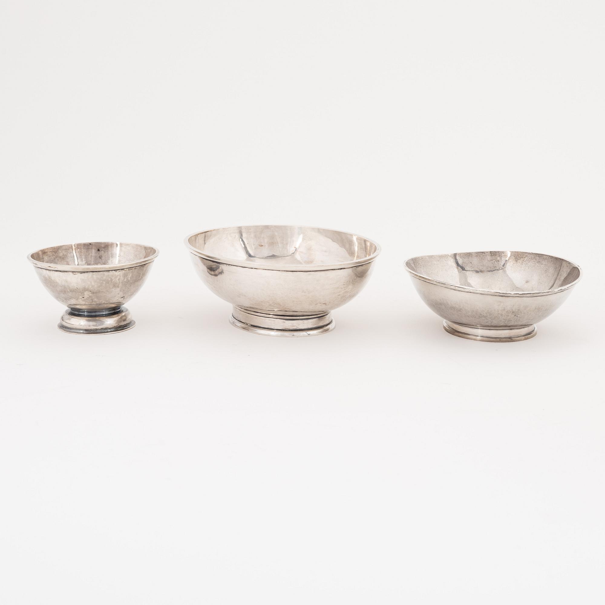 Three Swedish sterling silver bowls, mark of Jüri Lossmann, Stockholm.