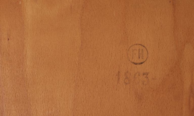 KARMSTOLAR, ett par, "Ax-stolen", Peter Hvidt & Orla Molgaard Nielsen, Fritz Hansen.