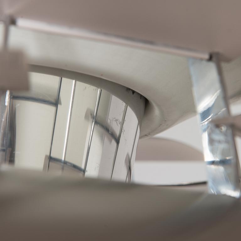 Poul Henningsen, kattovalaisin, "PH Artichoke / PH-Kotte", Louis Poulsen, Tanska, 1980-luku.