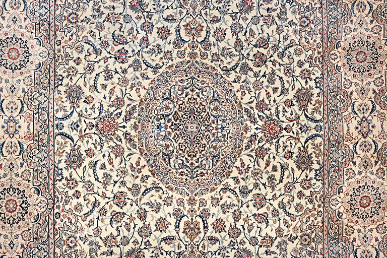 A Nain carpet, part silk, 6 laa, c. 453 x 298 cm.