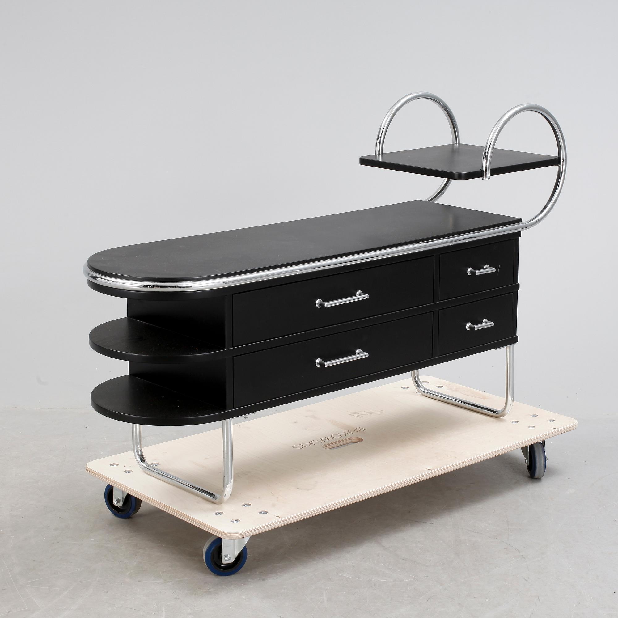 SIDEBOARD, troligen Zanotta, 19/2000-tal.