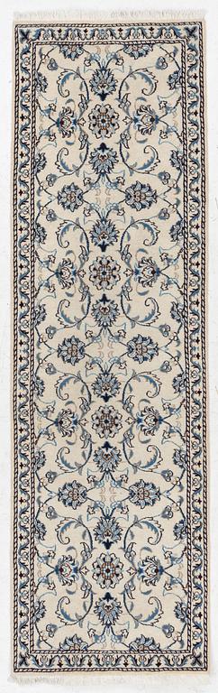 Gallery carpet, Nain, approx. 248 x 75 cm.