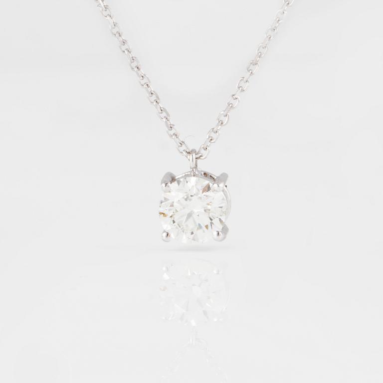 HÄNGE, 18K vitguld med briljantslipad diamant 1.01 ct. Vikt 2,4 gram.