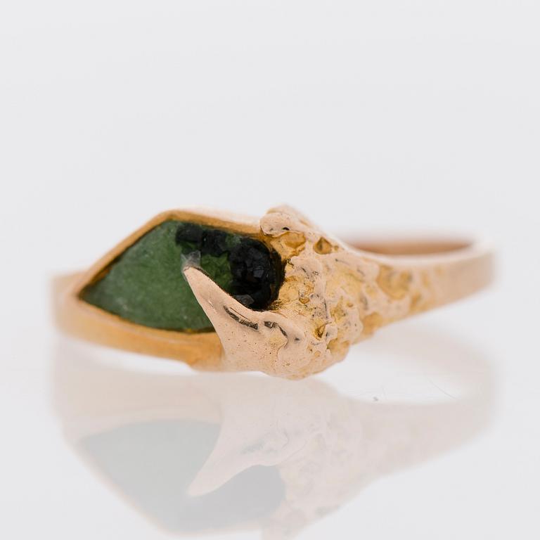 SORMUS, zoisiitti, 14K kultaa. Björn Weckström, Lapponia 1979.