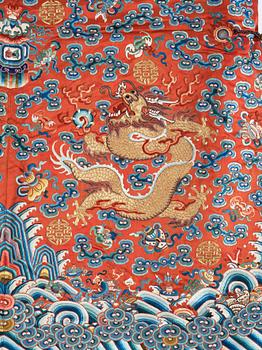 An embroidered silk robe, Qing dynasty, 19th Century.