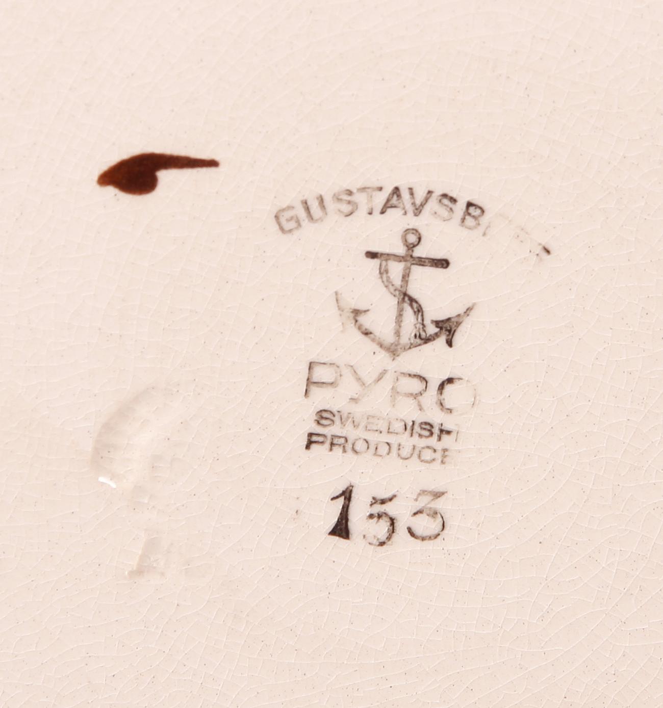 TALLRIKAR, 14 st, "Pyro Brun", Wilhelm Kåge, Gustavsberg. Modell nr 153.