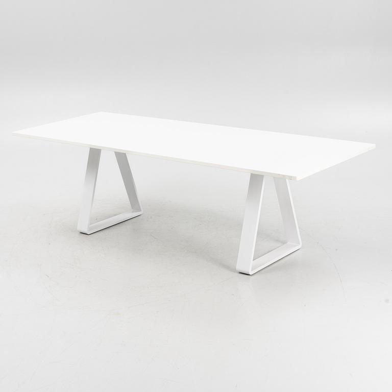 Thomas Eriksson, a 'Bermuda' dining table, Asplund.