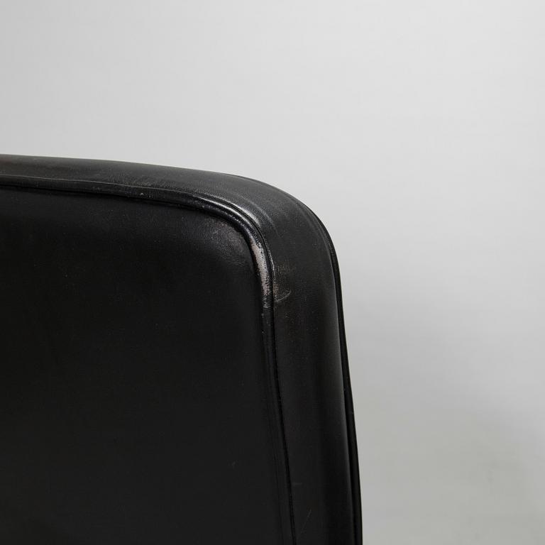 Pekka Perjo, fåtöljer, ett par, Haimi 1969.