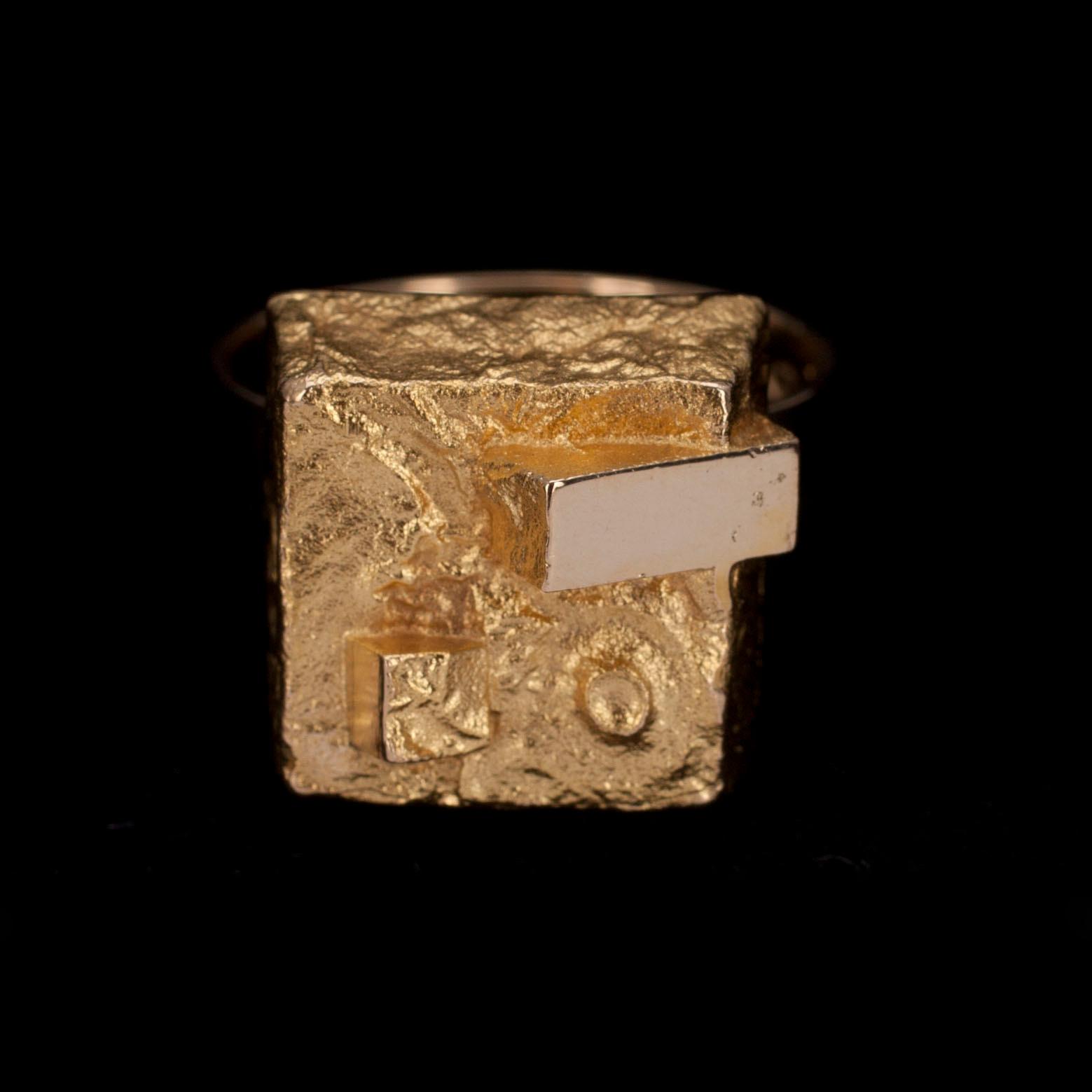 RING, guld 14K, Boris Sarvala, N. Westerback Helsingfors 1972. Vikt 6,5 g.