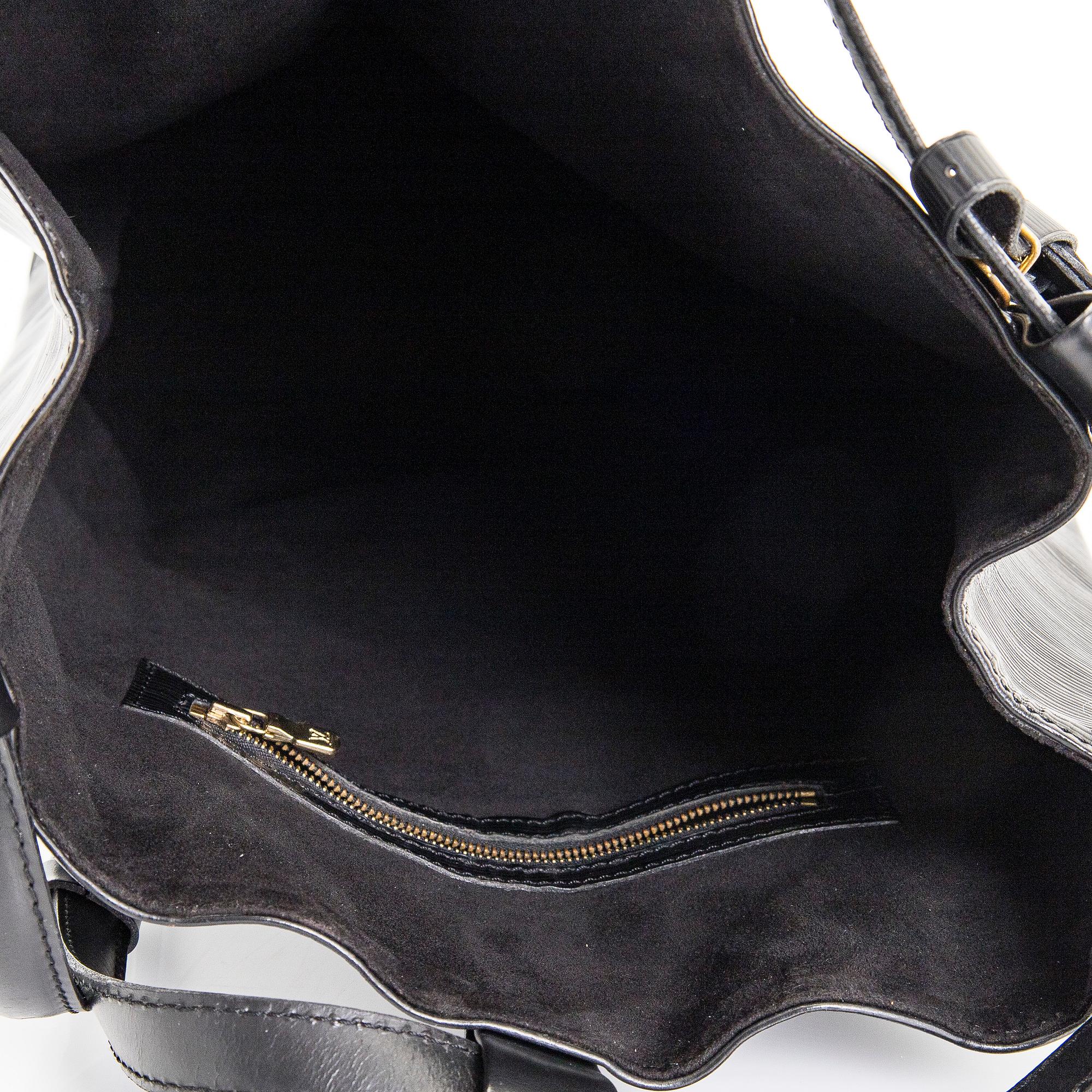 Louis Vuitton, laukku, "Randonnee GM".