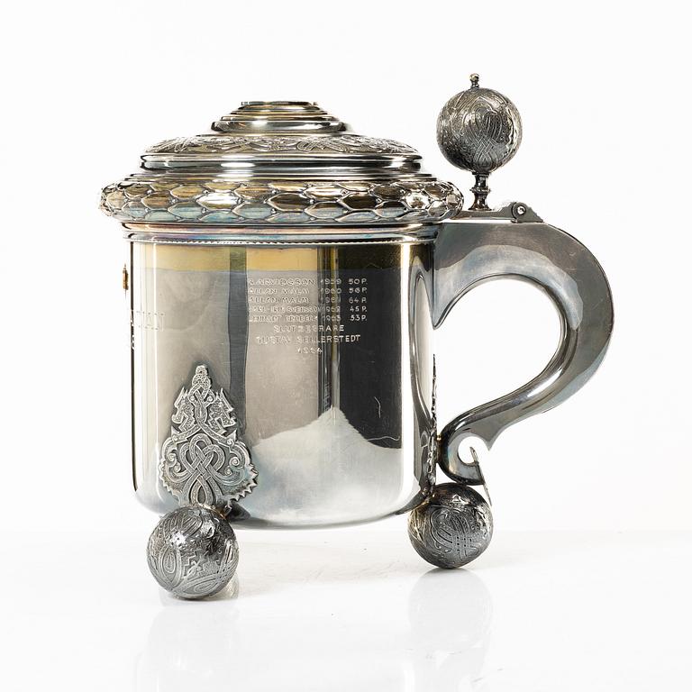 C.G. Hallberg, A silver tankard, Stockholm 1952.