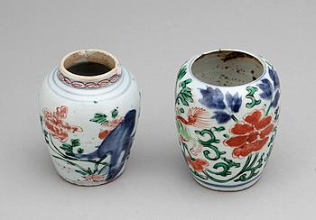 KRUKOR, 2 st, porslin, Kangxi, Kina 1600/1700-tal.