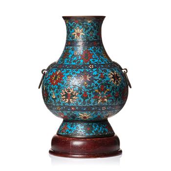 A large cloisonné enamel Hu jar, Ming dynasty (1368-1644).