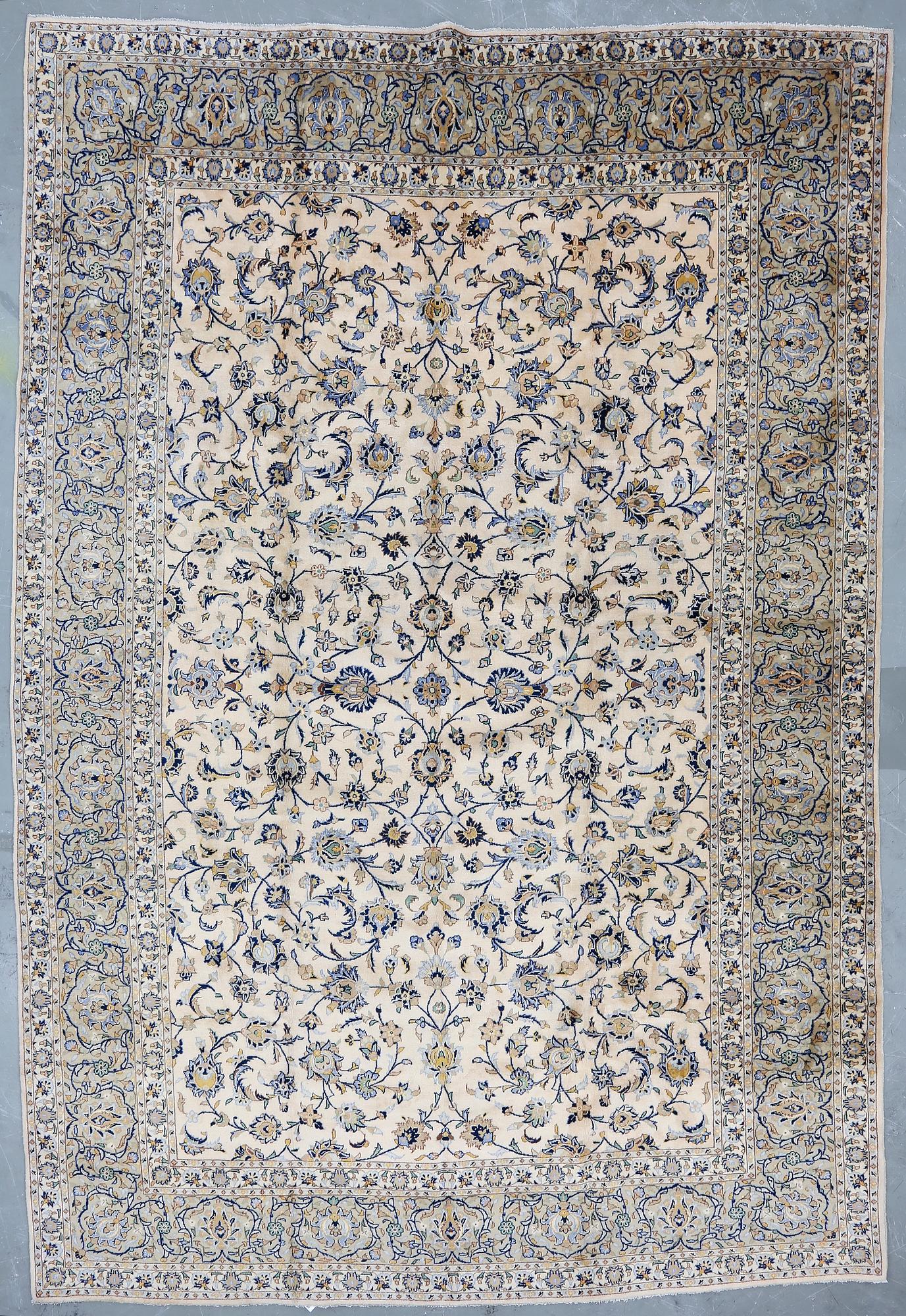 MATTA, Keshan, ca 451x307 cm.