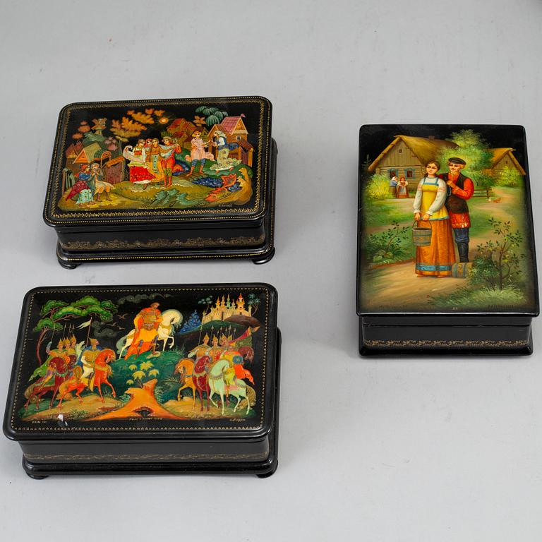 A set of 6 Russian boxes.