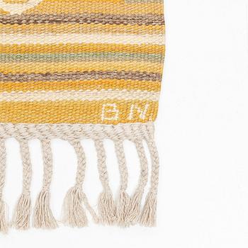 Barbro Nilsson, a carpet, "Spättan, gul", flat weave, ca 269 x 146 cm, signed AB MMF BN.