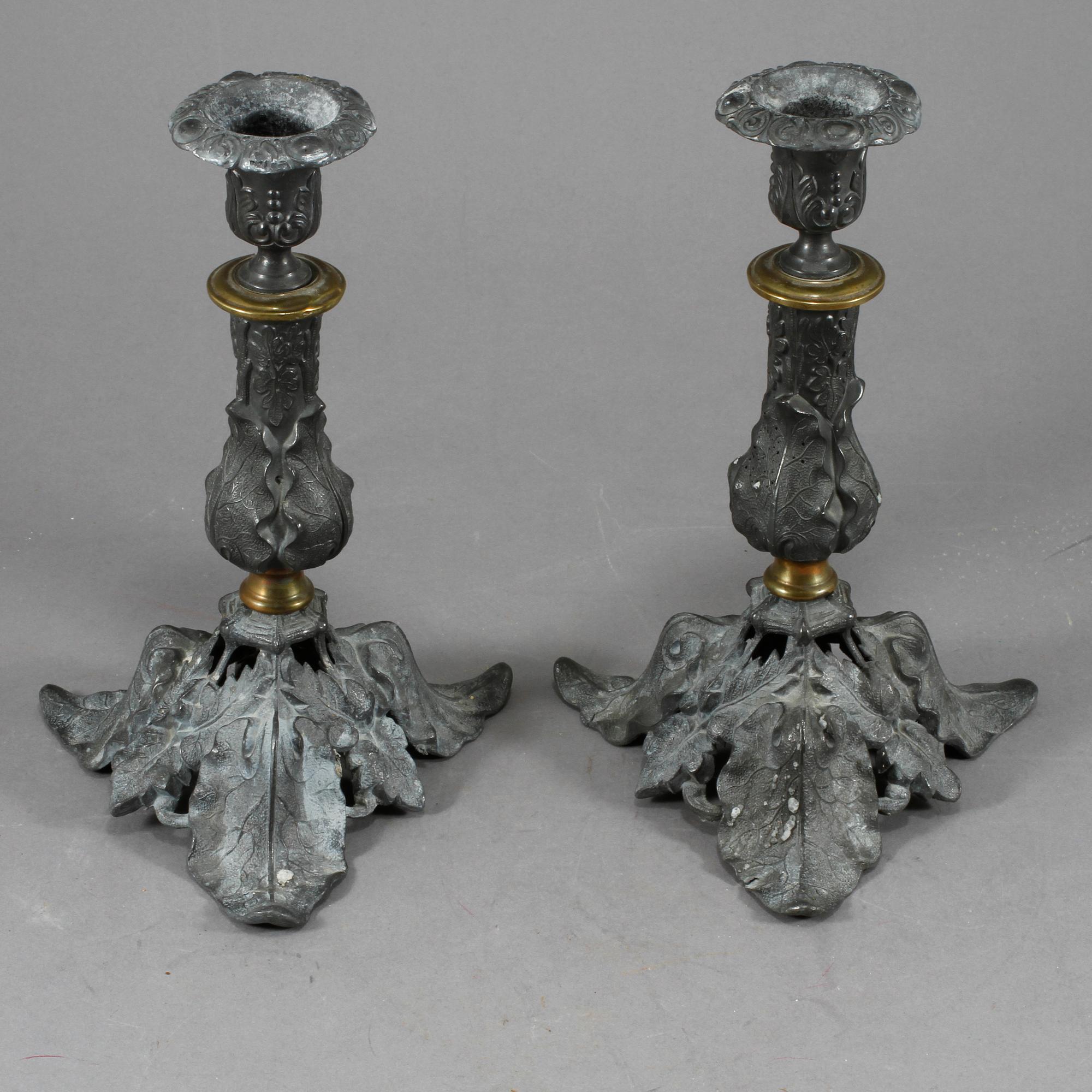 LJUSSTAKAR, ett par, 1800-talets slut.