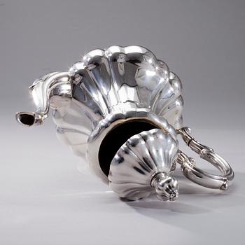 KAFFESERVIS, 3 delar, silver, rokokostil, Gösta Helenius, Åbo 1930. Vikt 1230 g.