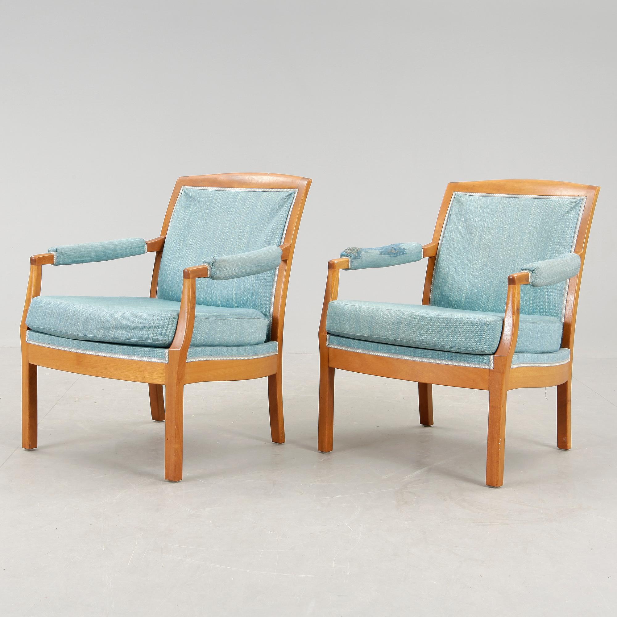 FÅTÖLJER, ett par, Kerstin Hörlin Holmqvist för NK´s  ”Triva”-serie, etikettmärkta och daterade -66.
