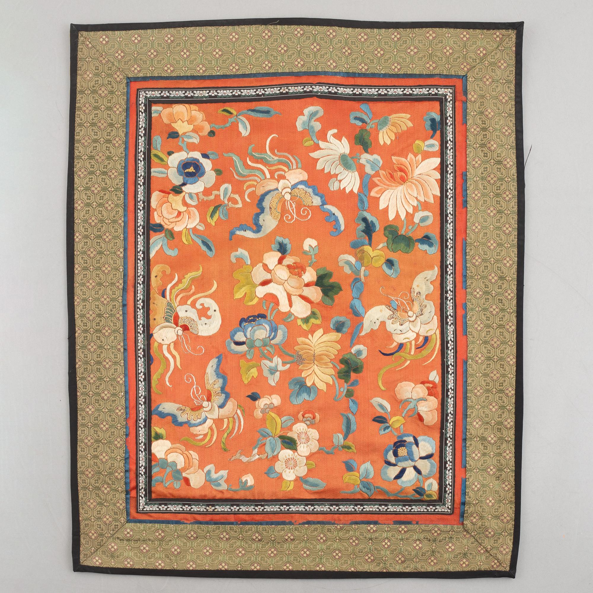 A group of five Chinese silk textiles, late Qing dynasty / first part of the 20th century.