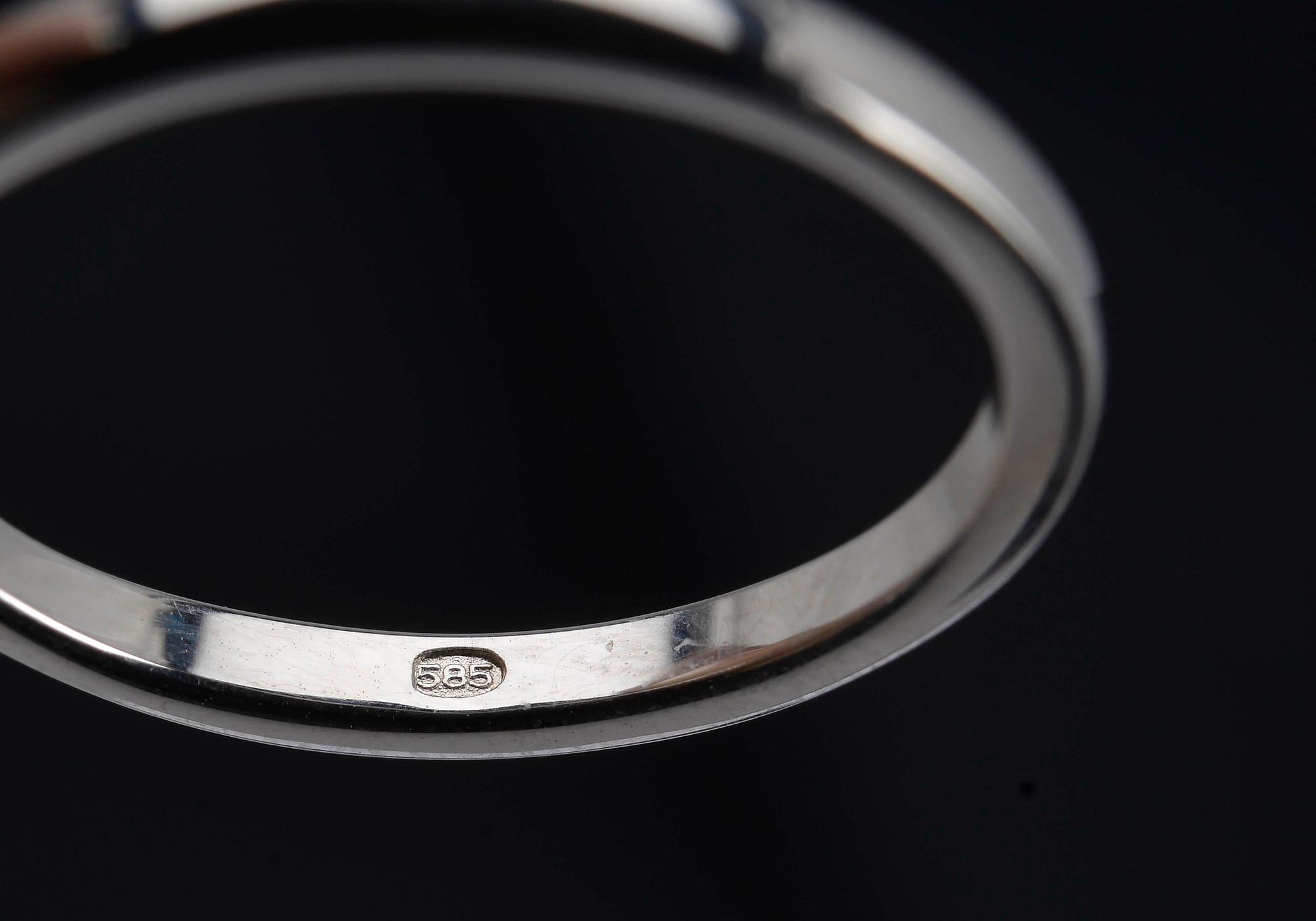 RING, vitguld 14K med briljantslipad diamant 0,50 ct, K/SI1. Vikt 2,2 g. Intyg.