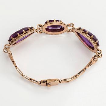 Bracelet, approx. 12K gold and synthetic sapphires.