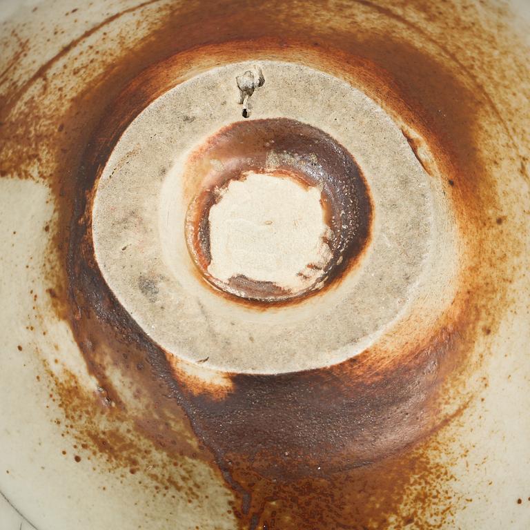 VAS, stengods, möjligen Toini Muona, otydlig sign. 1900-talets andra hälft.