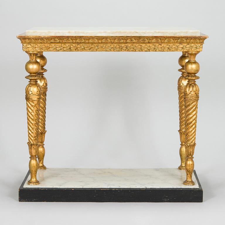 Jonas Frisk, Konsolipöytä, signeerattu J Frisk (toiminut 1805 - 1824), Tukholman hallileima, epäselvä vuosi. Myöhäiskustavilainen.