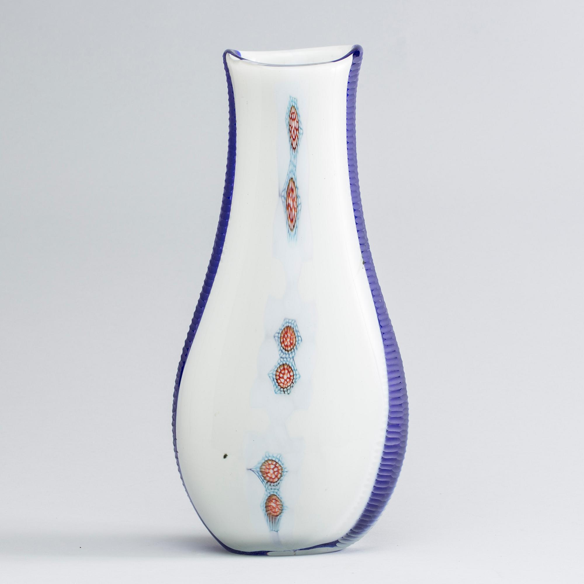 A VITTORIO FERRO MURRINE GLASS VASE FOR FRATELLI PAGNIN, 1990-2000.