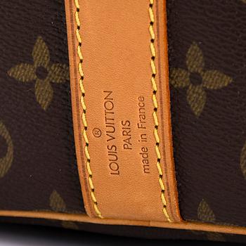 Louis Vuitton, a Monogram Canvas 'Keepall 50 Bandoulière' bag.