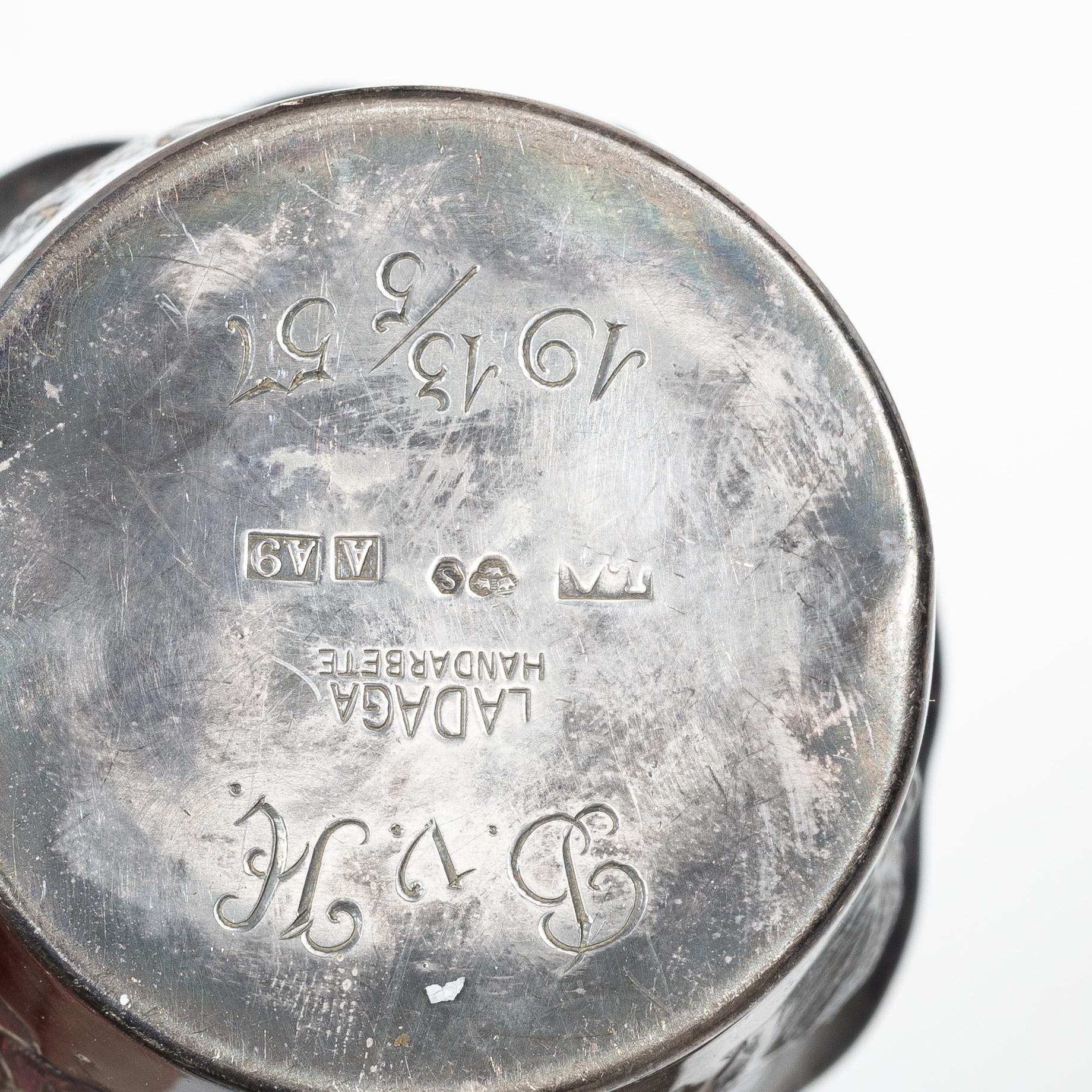 Silver, 8 pieces, including CG Hallberg, Stockholm 1943.